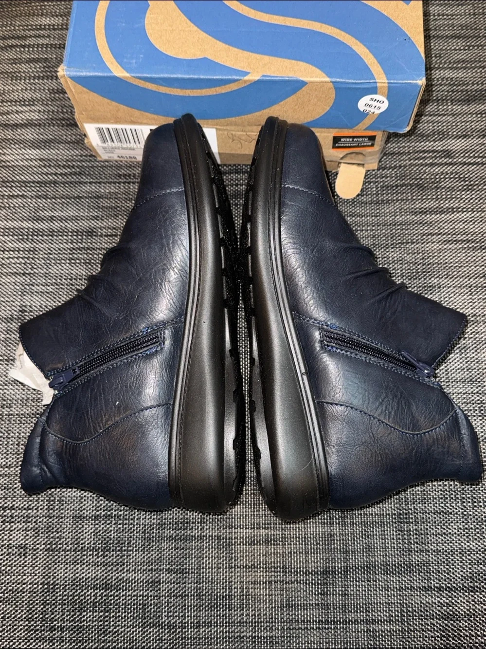 Clarks Laurieann Park Mid ankle boots
